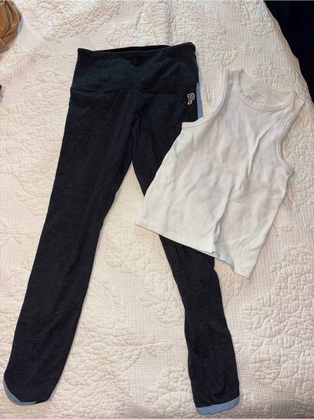 PINK Victoria's Secret High-Waist Gray Cropped Leggings